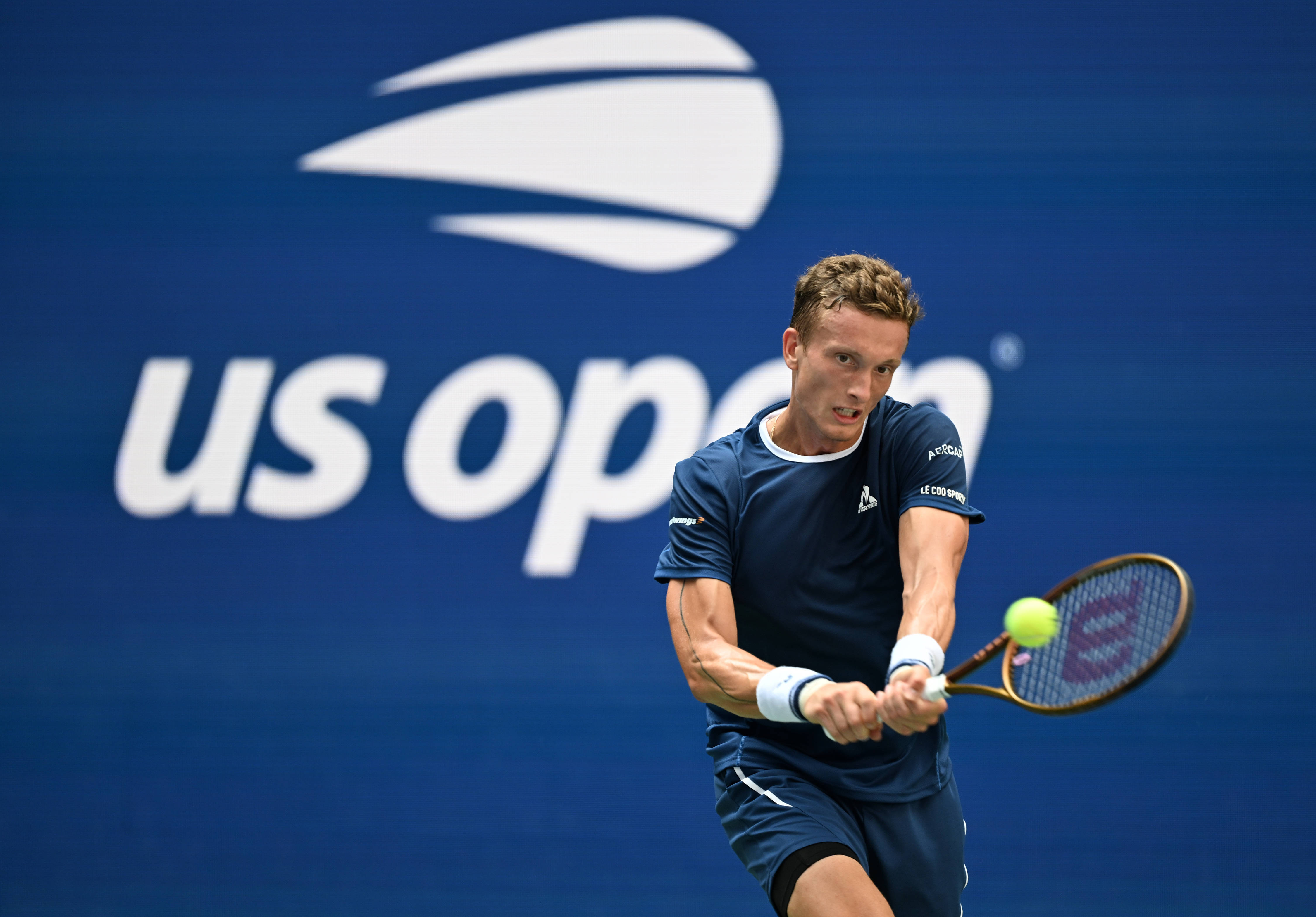 美网翻盘年终总决赛，阿尔卡拉斯惊艳四座