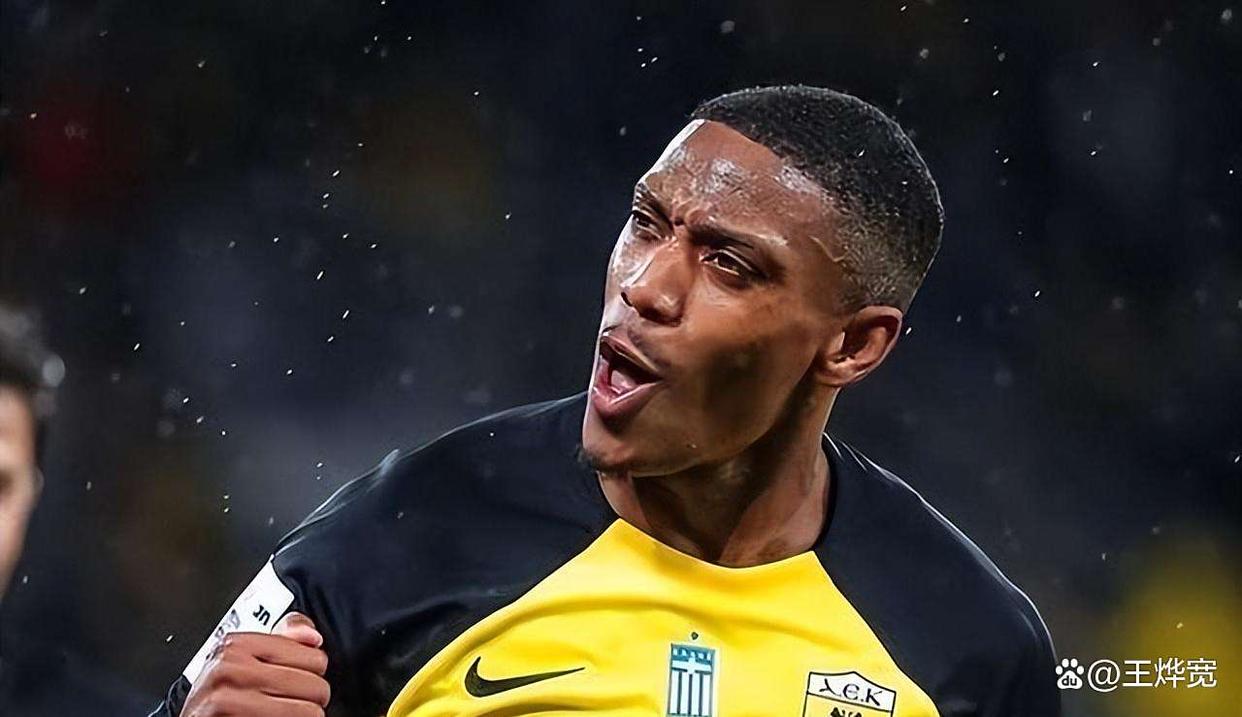 罗马鏖战利物浦，马夏尔制霸全场