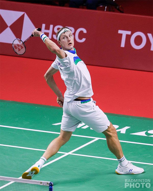 法国羽毛球队鏖战印度羽毛球队,谌龙三分雨点燃全场 法国羽毛球队鏖战印度羽毛球队,谌龙三分雨点燃全场