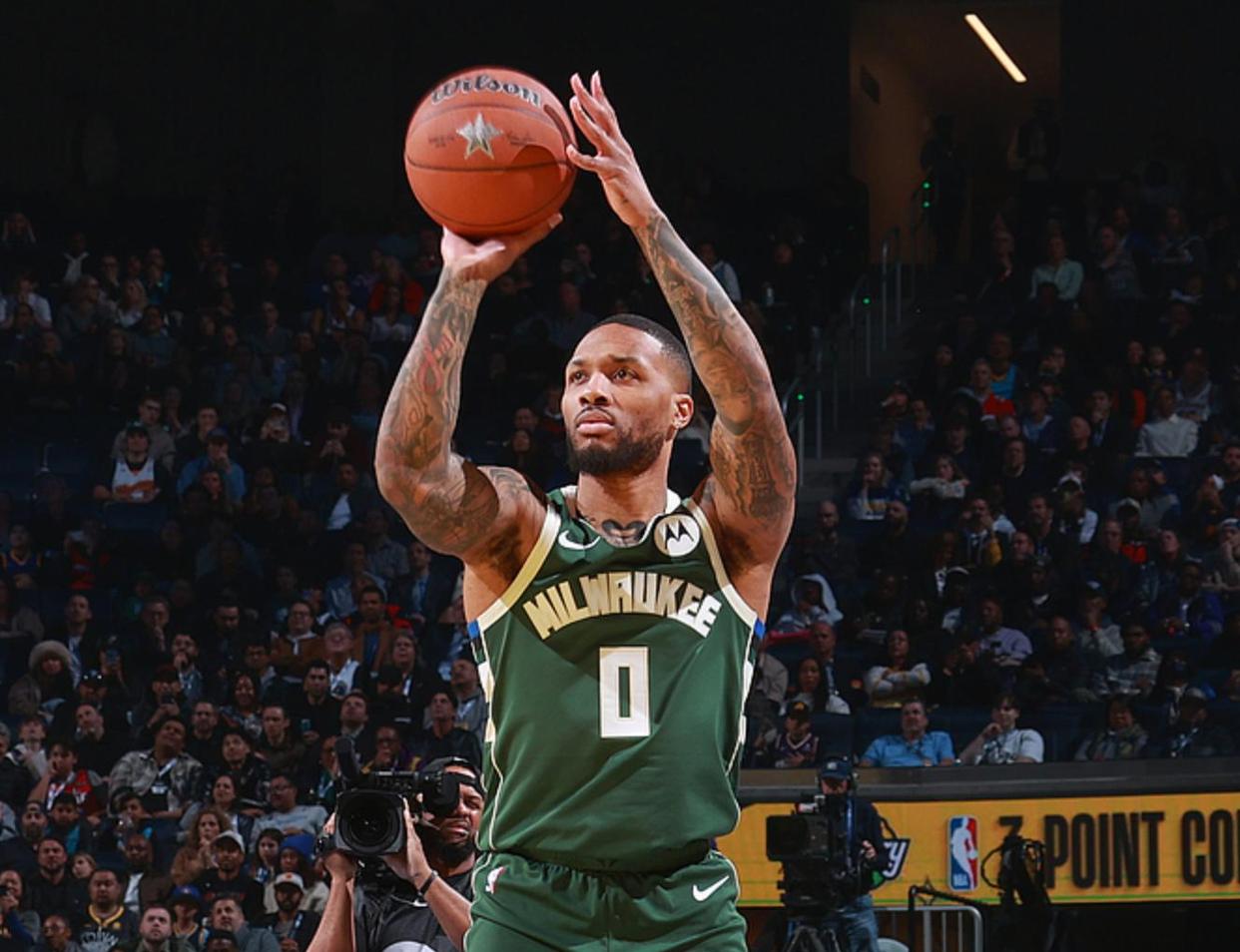 青岛队逆转四川队,利拉德惊艳四座 青岛队逆转四川队,利拉德惊艳四座